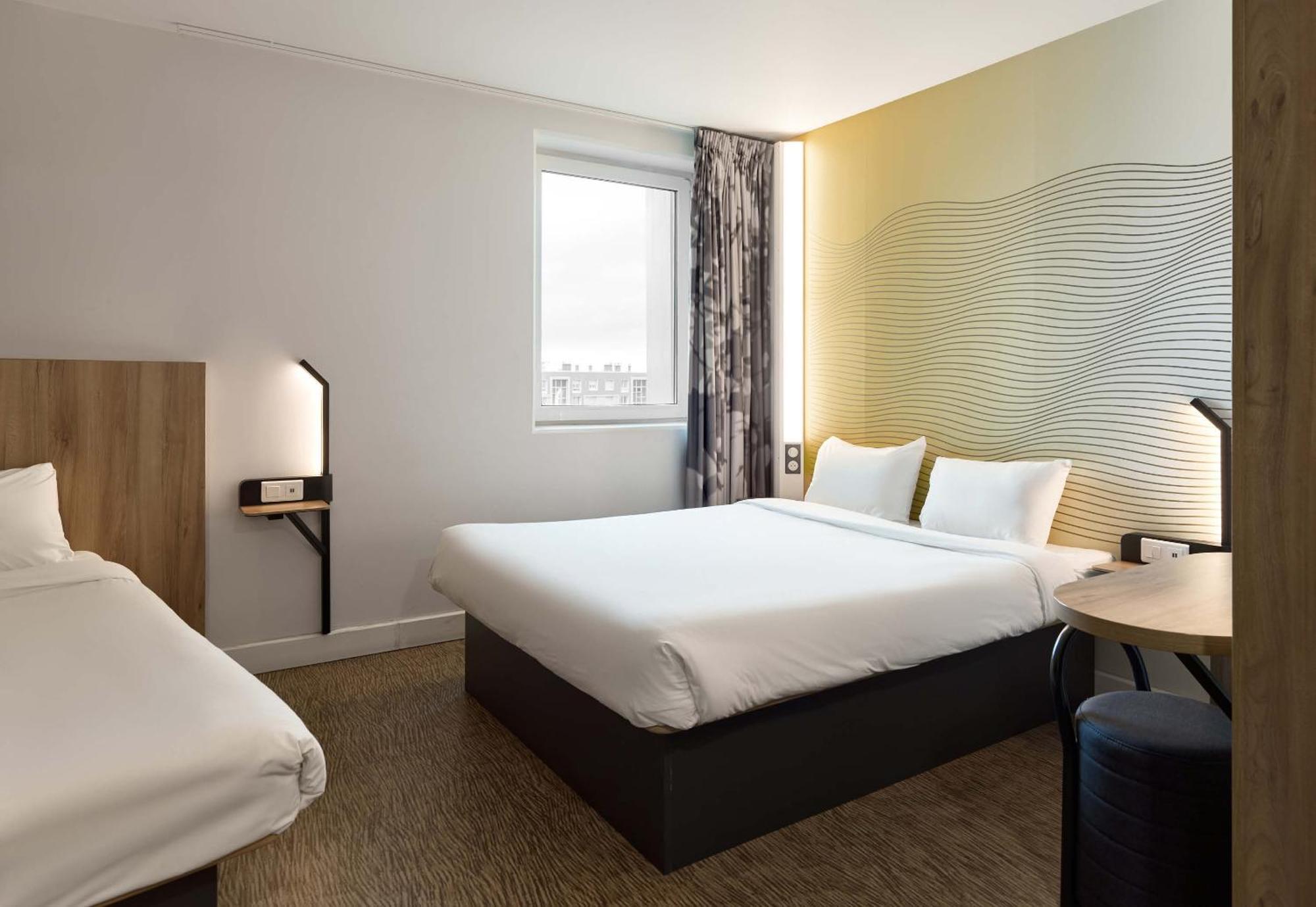 B&B Hotel Paris Gennevilliers Asnieres Buitenkant foto